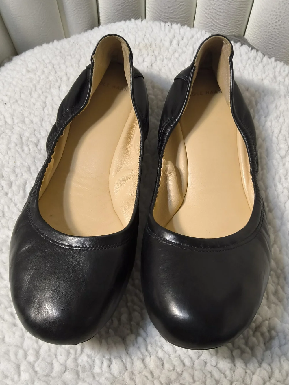 Cole Haan Black Leather Round-Toe Ballet Flats Size 8B